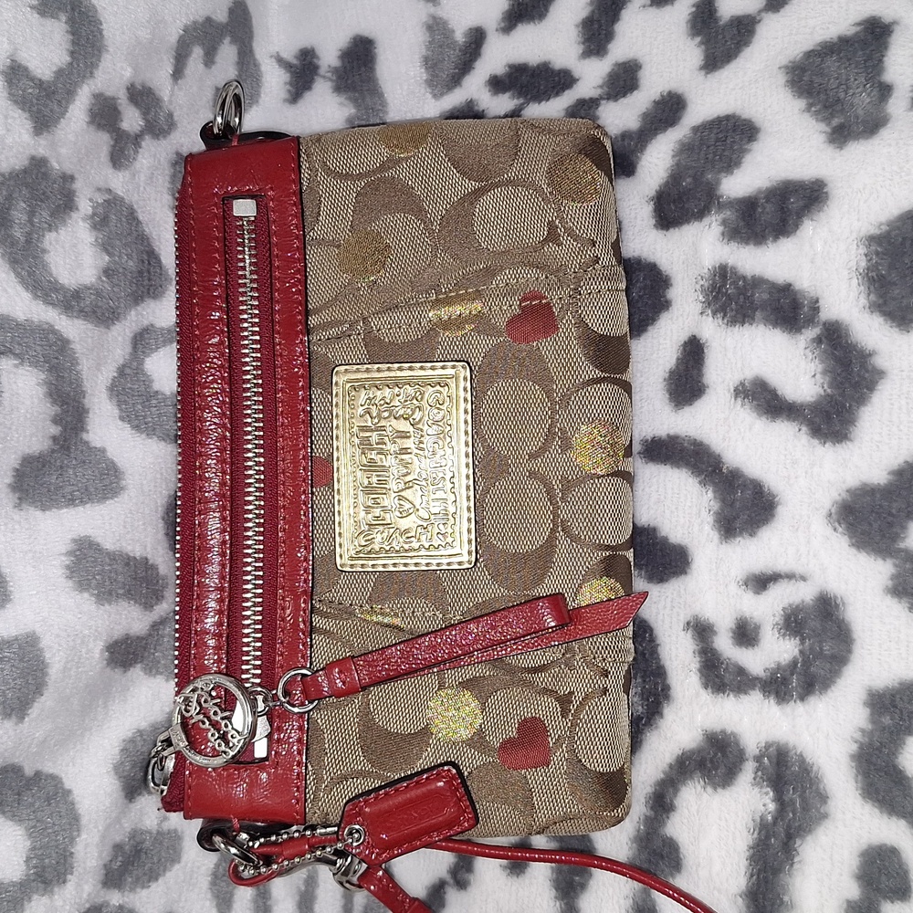 Coach Poppy Secret Admirer Clutch/Large Wristlet